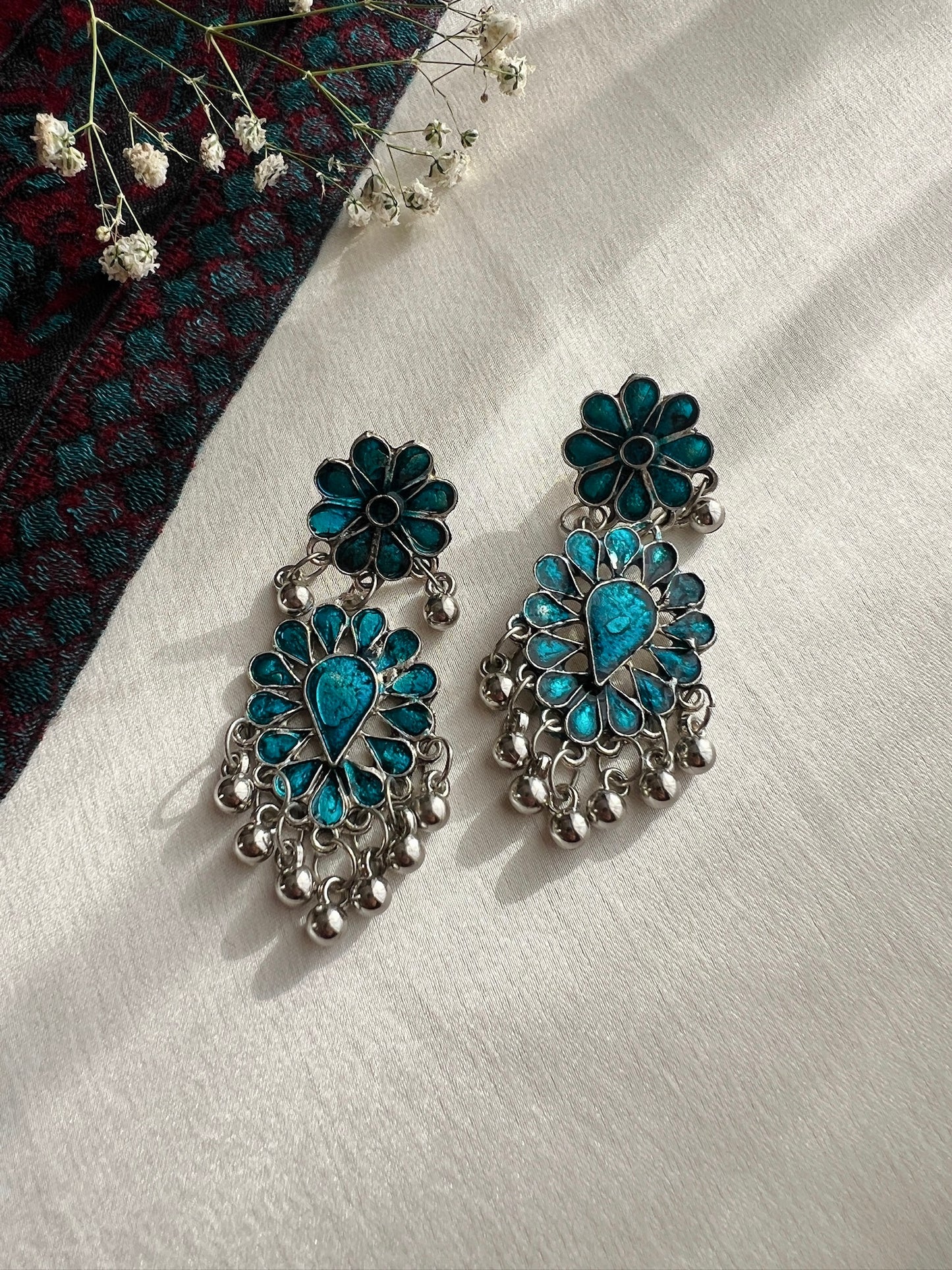 Vintage- Oxidised Accented Silver Plated Earrings